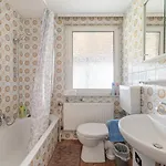 Appartement Cozy With Garden, Balcony And Parking Area In