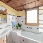 Appartement Cozy With Garden, Balcony And Parking Area In *