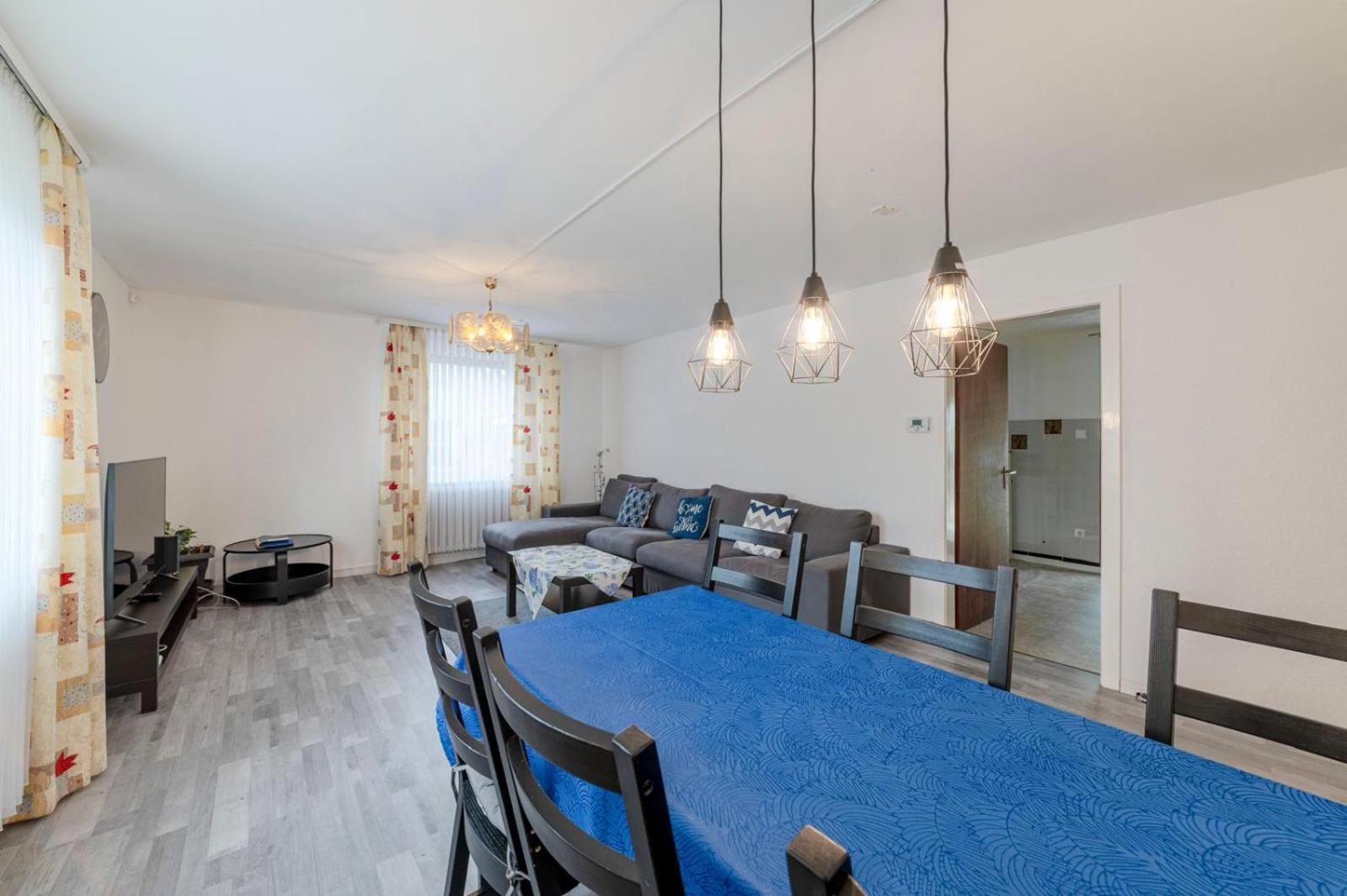 Apartment Cozy With Garden, Balcony And Parking Area In Düsseldorf