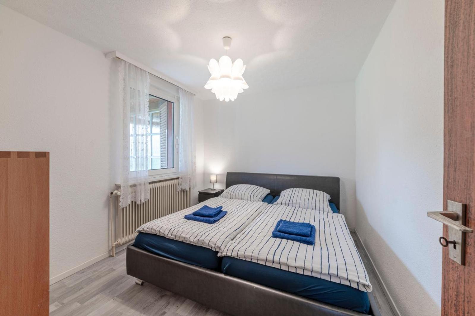 Cozy With Garden, Balcony And Parking Area In Apartment Düsseldorf